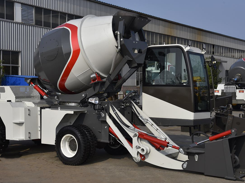 Self Loading Concrete Mixer Truck